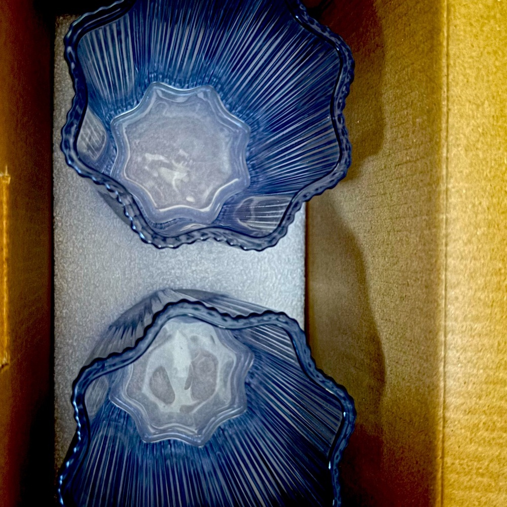 Elegant Blue Glass Tumblers